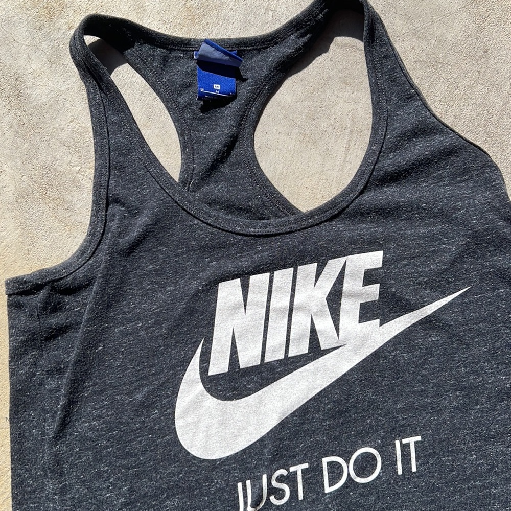 Nike Razor back tank top - Picture 2 of 5